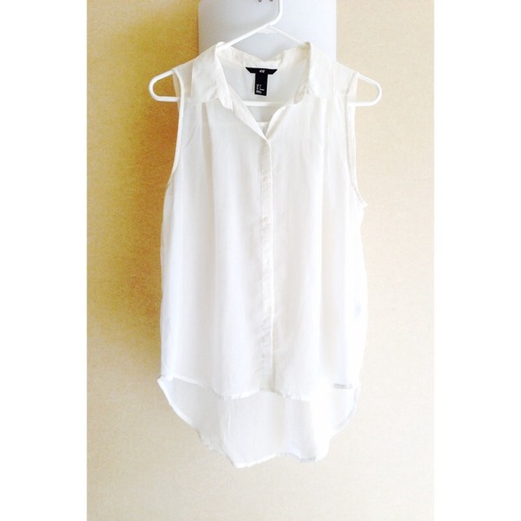 🆕💕 White Sheer Top