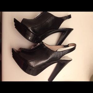 Michael Kors open toed sling back heels