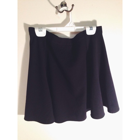 Black circle skirt