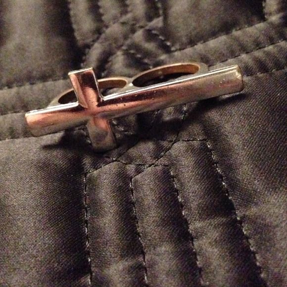 ❌SOLD❌Cross double ring - Picture 3 of 3
