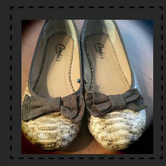 Candie's flats