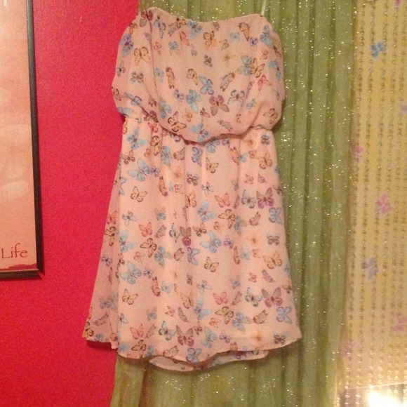 CHARLOTTE RUSSE Butterfly dress