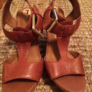 New Franco Sarto tan/brown wedge leather sandal