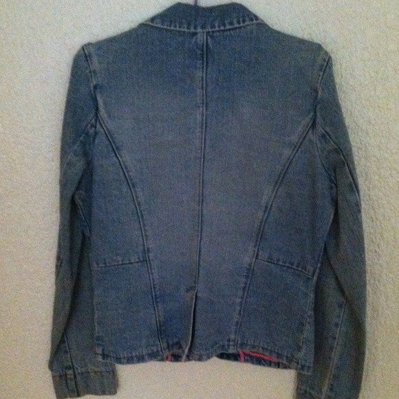 Distressed denim blazer. With hoodie - Picture 4 of 4