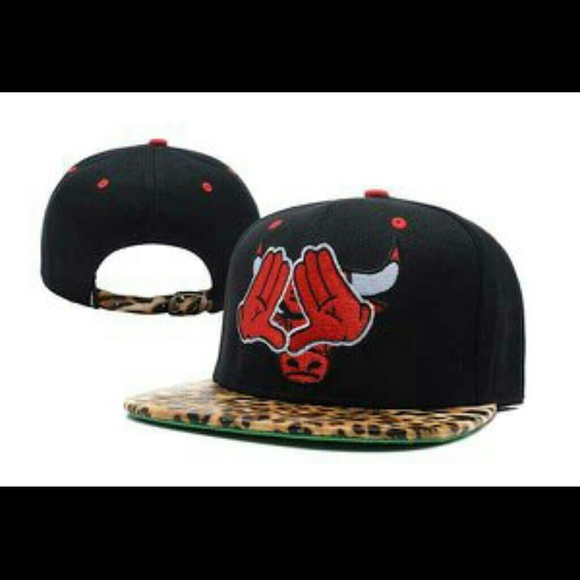 Leopard bulls illuminati snap back fitted hat