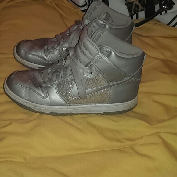 Nike glitter dunks size 9