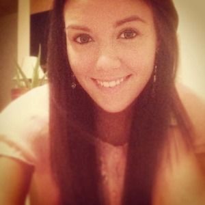 Meet your seller 😘💖💕💋🎀