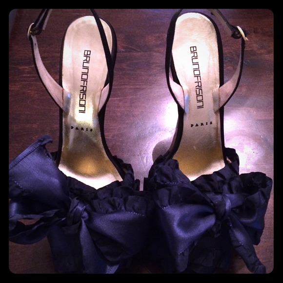Bruno Frisoni navy blue satin ribbon sandal