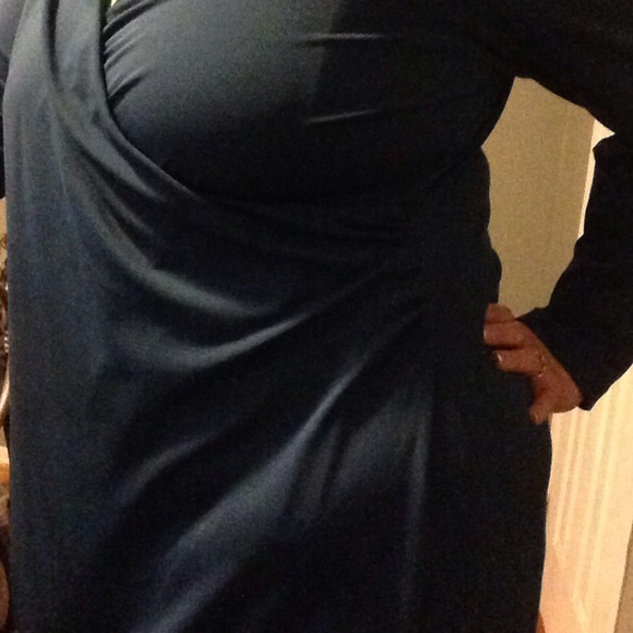 Dress - Picture 3 of 3