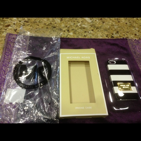 ❤️sold❤️MK IPHONE5 cover - Picture 2 of 4