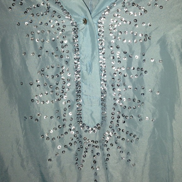 🚫SOLD🚫Silk Embroidered Blouse - Picture 3 of 3