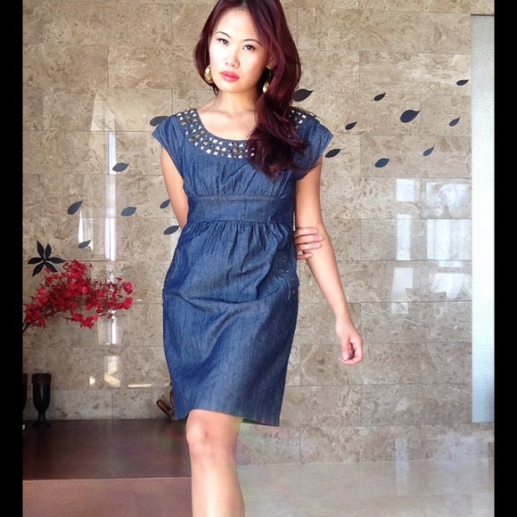 🌹BUNDELED🌹🎉HP🎉✨Denim Dress With Studs Accent✨ - Picture 4 of 4