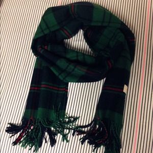 A&F green scarf
