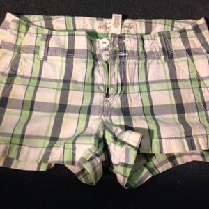 Aeropostale plaid short shorts