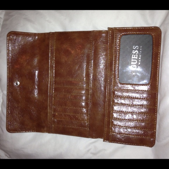 Brown Guess Wallet - Picture 3 of 3