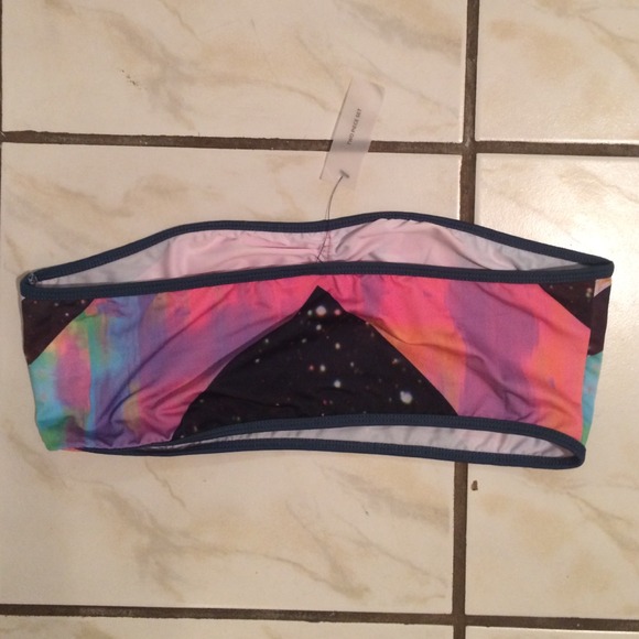⚠️Traded⚠️ River island bandeau crop top - Picture 2 of 4