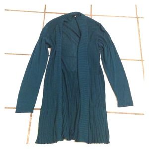 🚨BUNDLED🚨Comfortable teal cardigan like new