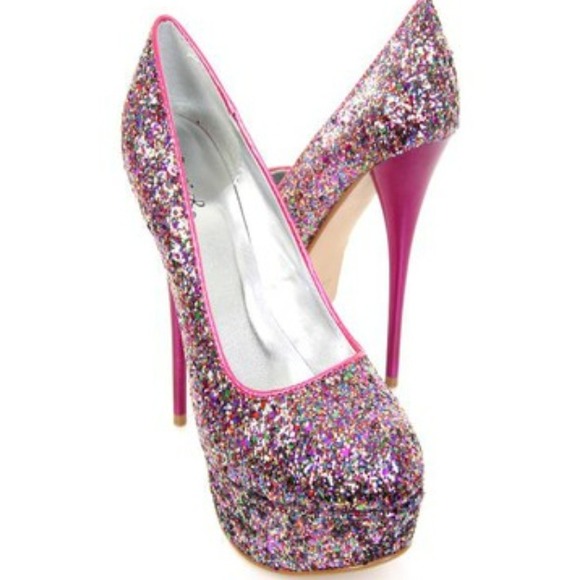 Glitter pump