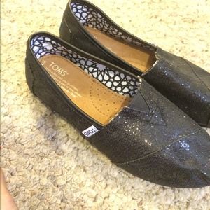 Black glitter Toms