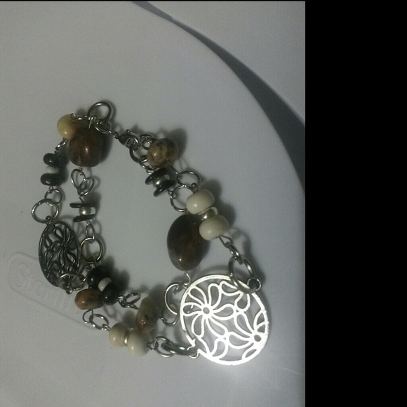 3 piece necklace/earring/bracelet set