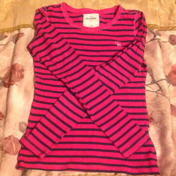 Abercrombie & Fitch Tops - Pink & Navy Abercromie Longsleeeved Top