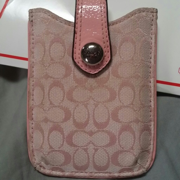Authentic Coach Cell Case - Picture 2 of 2