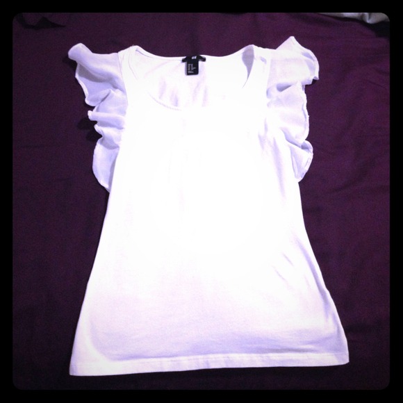 H&M white ruffle sleeve top size XS