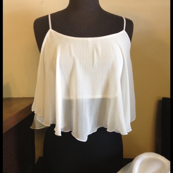 Silky chiffon crop top w/cotton lining