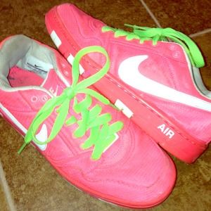 Nike women 8.5 shoe pink green used running tennis