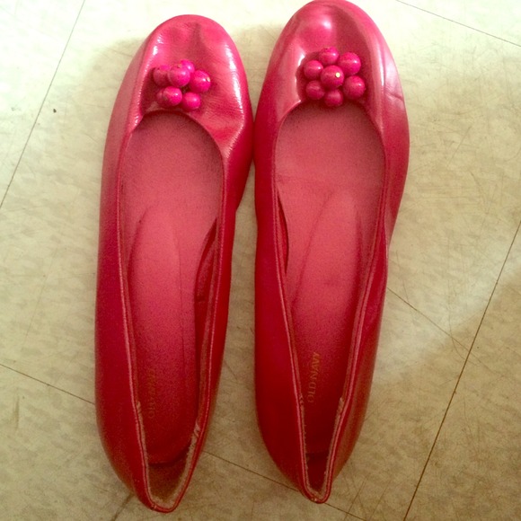 Pink ballerina flats