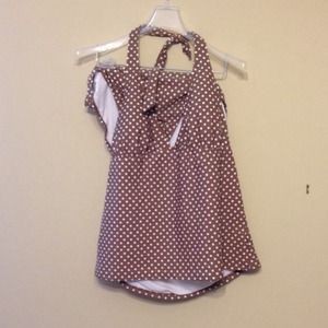 Two piece plus size swim suit. W/ tags never worn.