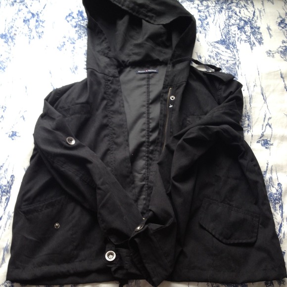 ⚠️55 PP⚠️Brandy💖Melville black hailey jacket