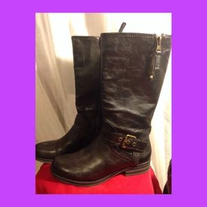 ⬇️Reduced⬇️ Naturalizer Balada Boots Size 8.5women