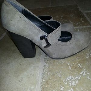 Calvin Klein sued brand new!!!