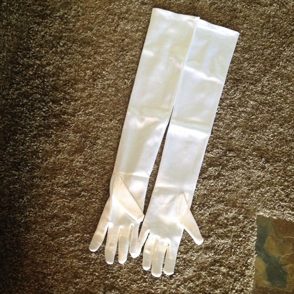 Formal dance gloves