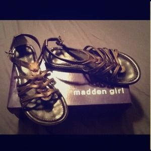 🚫SOLD🚫  Madden Girl Sandals