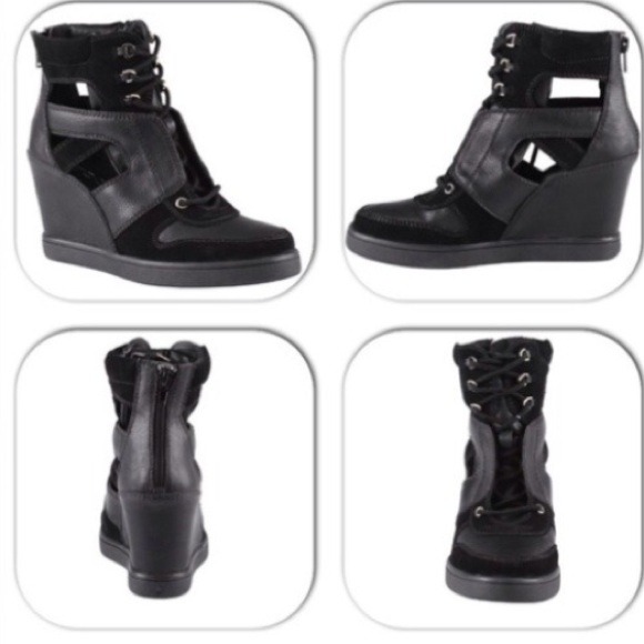 ALDO - Picture 1 of 2