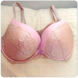 ⛔️SOLD Victoria's Secret bra 36D