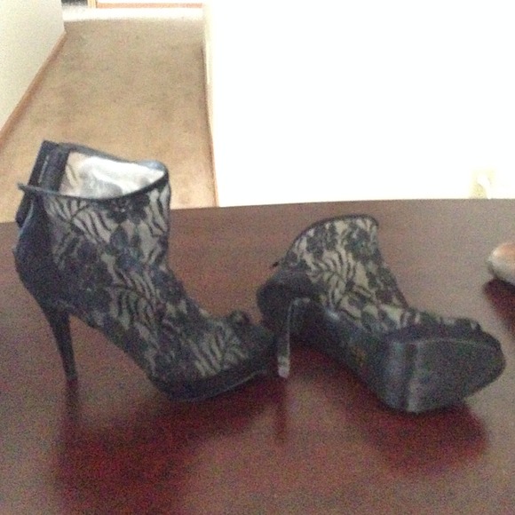 Black laced peep toe booties