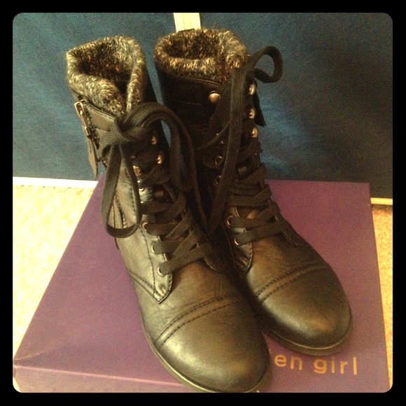 Madden Girl "Alibii" black combat boots