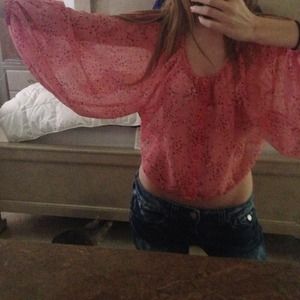 Transparent flowy top w stars + white clip up top