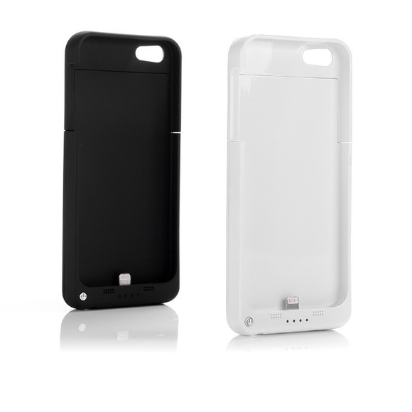Black iPhone 5 charging case