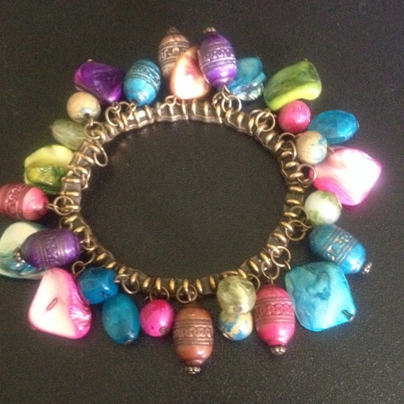 Jewelry - SOLD in Bundle Shell & Beaded Bracelet