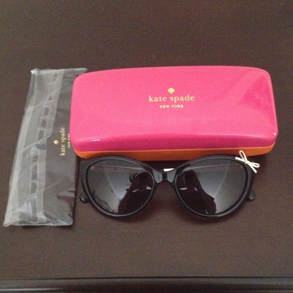Kate Spade sunglasses! Never worn.