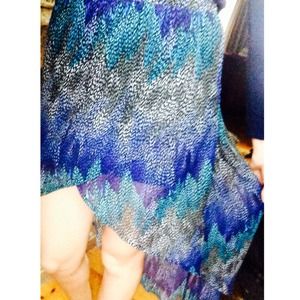 Cute high-low skirt!