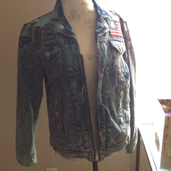 Entrees Jean Jacket