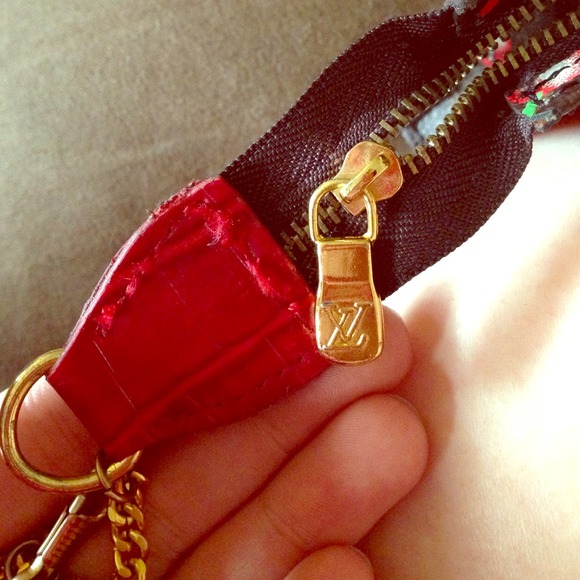 more pics of coin bag