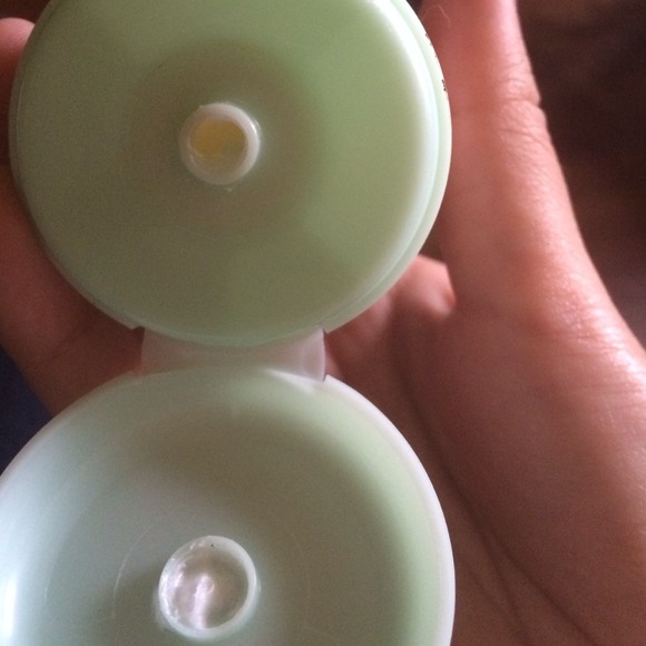 Aveeno clear complexion cream cleanser - Picture 2 of 2