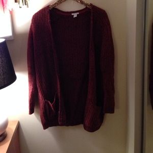 Oversized, open sweater