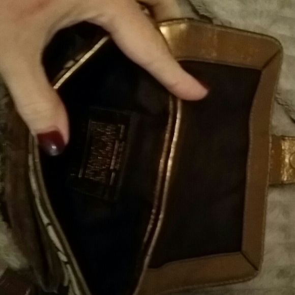 Authentic Coach Purse - Picture 4 of 4